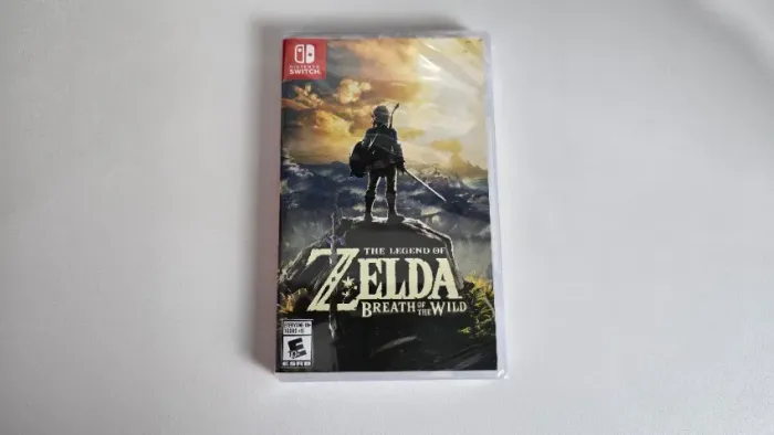 Jogo The Legend of Zelda Breath of the Wild Nintendo Switch mídia física LACRADO