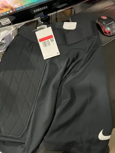 Bermuda Short Nike Thight Fit Nova Preta Etiqueta G Corrida Futebol