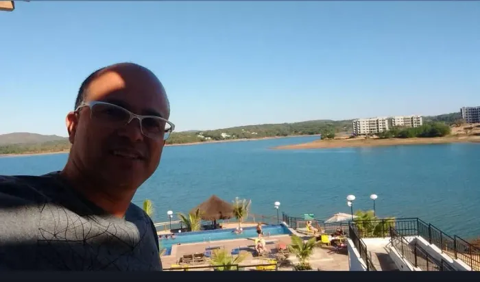 APTO EM RESORT DE LUXO( RESORT DO LAGO, CALDAS NOVAS GOIÁS)