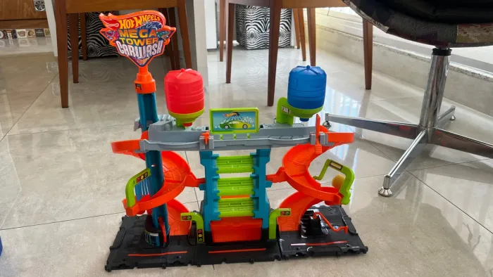 Hot Wheels Mega Tower Car Wash Brinquedo