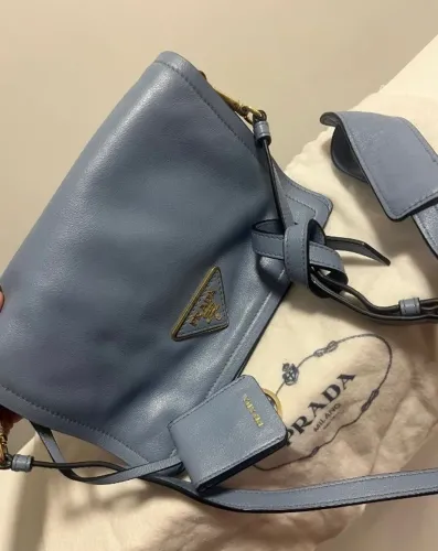 Bolsa Prada Glacé Calf Astrale (Azul Bebê) ?
