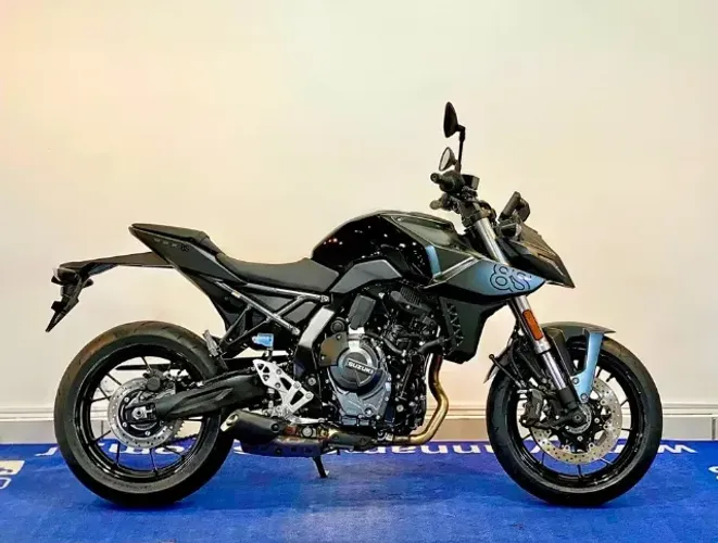 SUZUKI GSX 8S 2026 -ZERO KM -2 ANOS DE GARANTIA