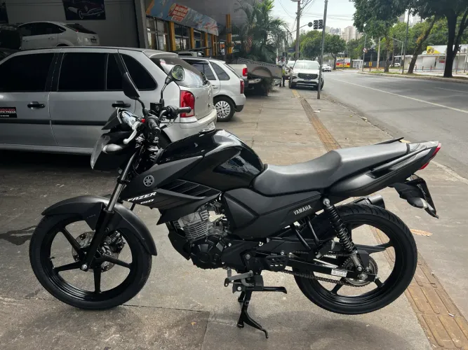 Motos Yamaha YS 150 Fazer Sed/ Flex no Brasil