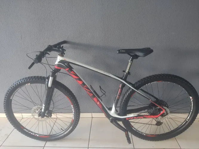 Bike carbono tamanho 17