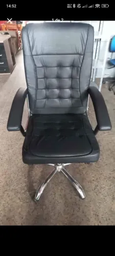 Cadeira para escritório nova