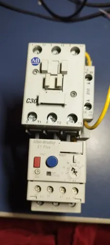 Contator Allen Bradley 100-c30 e Rele Sobrecarga 193-ed1eb