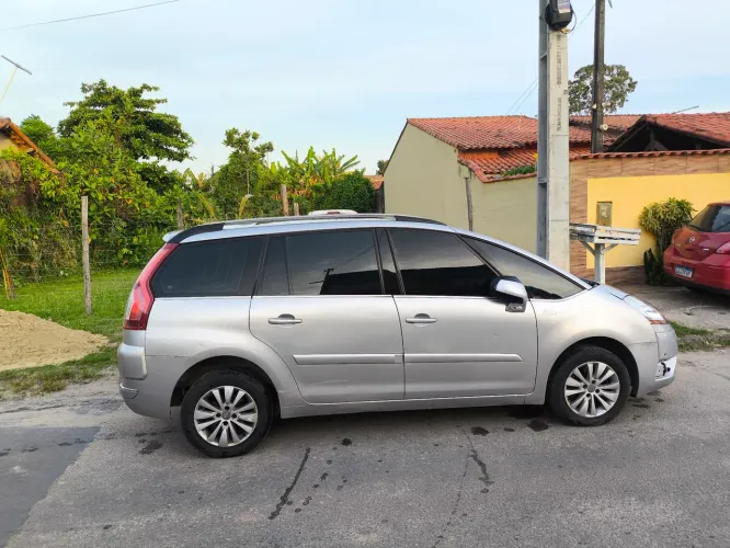 Citroen C4 Picasso Grand 2.0 16V 143cv AUT 2009