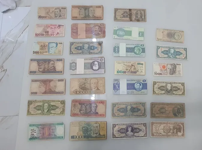 Lote com 77 notas antigas - Cruzeiros, Cruzados e raras - Retirada em Guarulhos