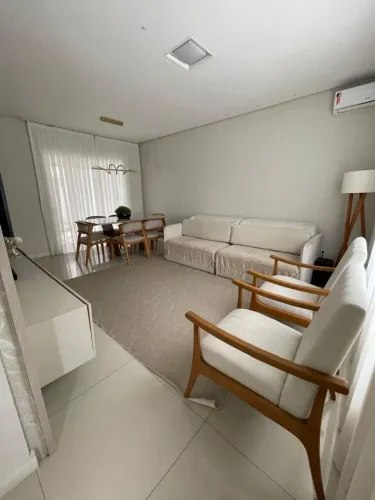 Vendo casa de 3/4 sendo uma suíte e closet no sim