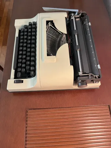 Máquina escrever REMINGTON 15