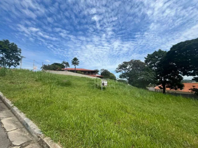 Terreno à venda no Condomínio Marambaia, Vinhedo/SP