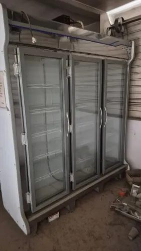 REFRIGRADOR  EXPOSITOR - AUTO SERVIÇO 3 PORTAS 