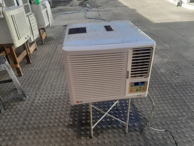 Ar Condicionado de Janela LG Gold 10000 BTUs