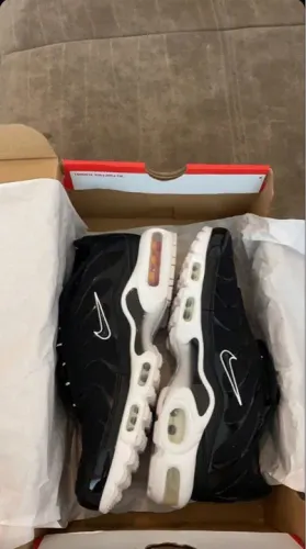Nike Air Max Plus Preto e Branco 38 ao 43