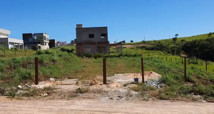 Lote Farol do lago corumba IV 793m2