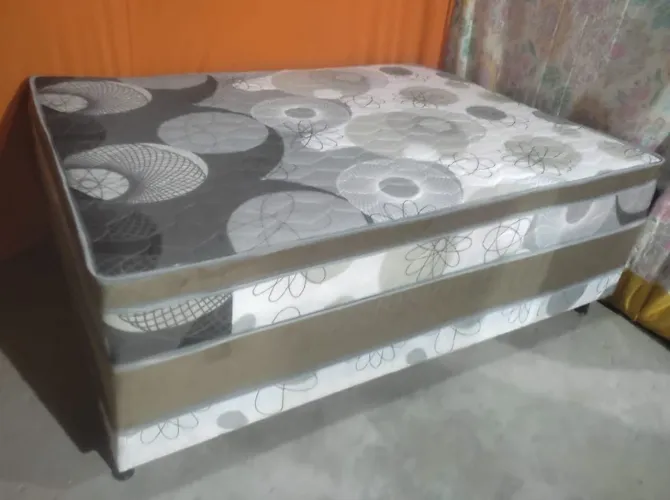 Cama Box Casal com Colchão Molas Ensacadas - Design Moderno