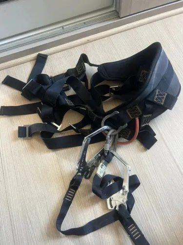 Cinto de segurança EPI + Par de Perneira