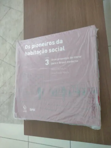 Livro de Arquitetura - Os pioneiros da habilitação social no Brasil (Vol. 3)