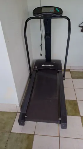 Esteira ergométrica Athetic Advanced