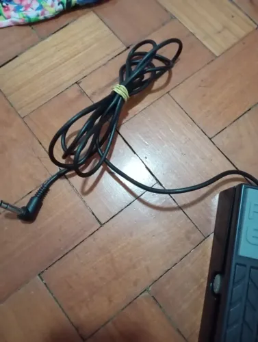 Pedal de volumen Roland EV5