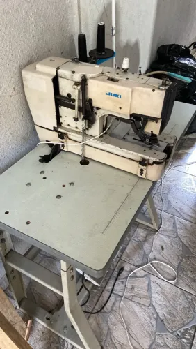 Máquina de caseado juki