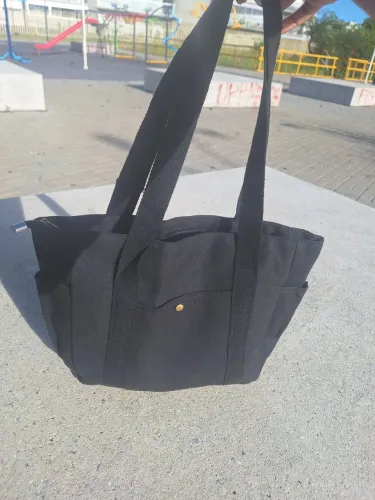Bolsa preta de ombro