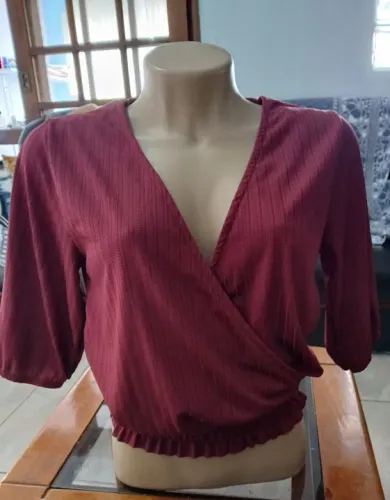 Blusa vinho
