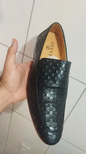 Sapato GUCCI  holograma
