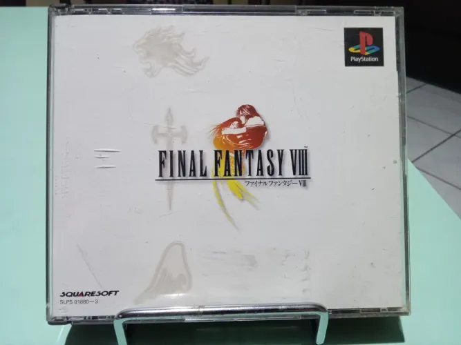 Jogo para Playstation 1 em quatro discos Final Fantasy 8 original japonês 