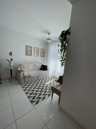 Apartamento Térreo Mobiliado com 2 Quartos (1 Suíte) no Condomínio Praias do Atl