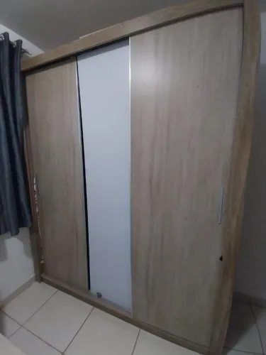 Guarda roupa 3 portas