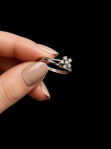 Alianca com diamantes Antuérpia em ouro branco