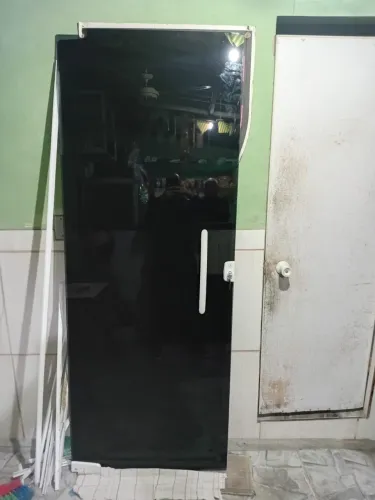 Vendo 1 Porta e 2 Janelas de Blindex
