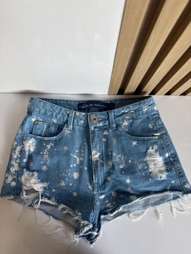 Short Jeans