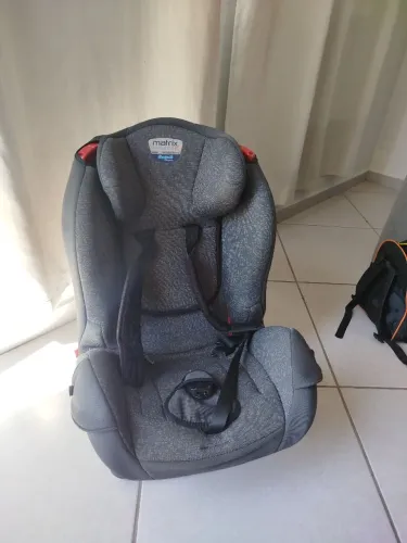 Vendo cadeirinha da Burigotto de 0a25kg.