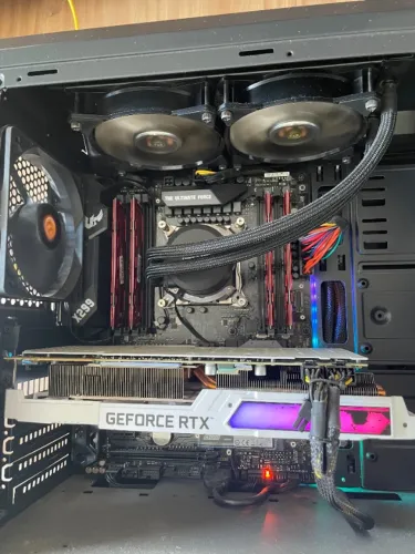 PC Gamer NVIDIA RTX2080