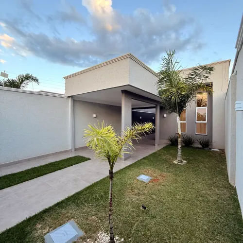 Casa com piscina a venda em Senador Canedo saída para Goiânia, região central 