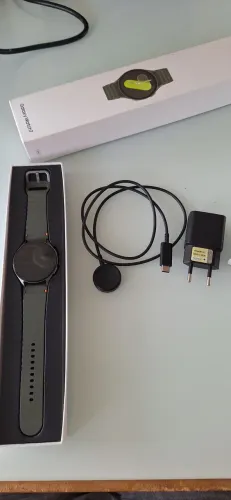 Vendo galaxy watch 7 novo usados apenas 2 vezes 