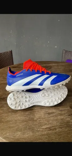  Adidas predator 
