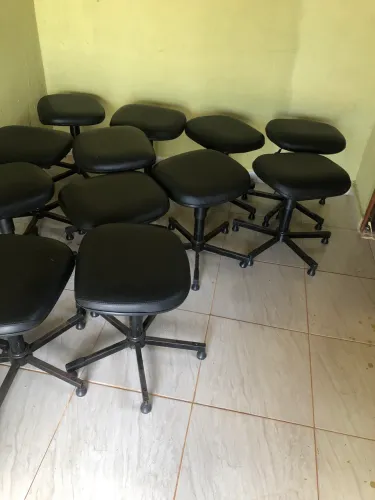 Cadeiras 13 , 50,00 cada