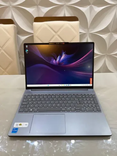 Lenovo IdeaPad Slim 3 / i5 13ª Geração / 16GB RAM / SSD 512GB /