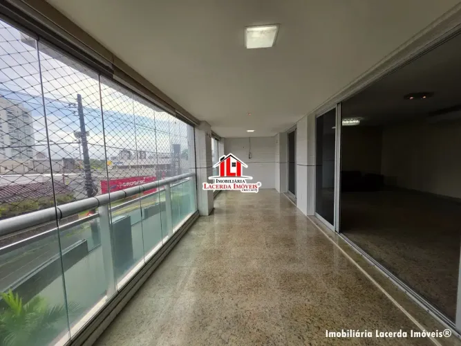 Condomínio Carlos Drummond de Andrade | Com 4 Suítes| Com 204m2 | Semi Mobiliado.