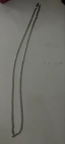 Vendo corrente de prata