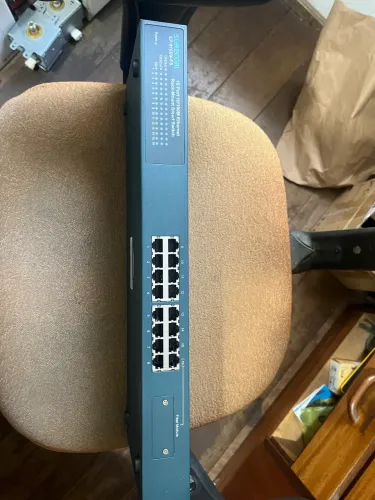 Switch 16 portas surecom Ep-816dx-fs