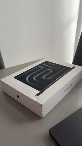 Macbook Pro M4 Pro - NOVO