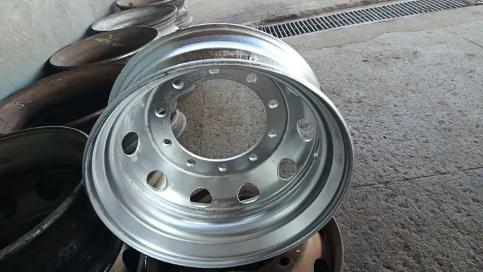 Roda 275/295