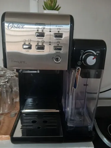 Cafeteira oster Prima Latte