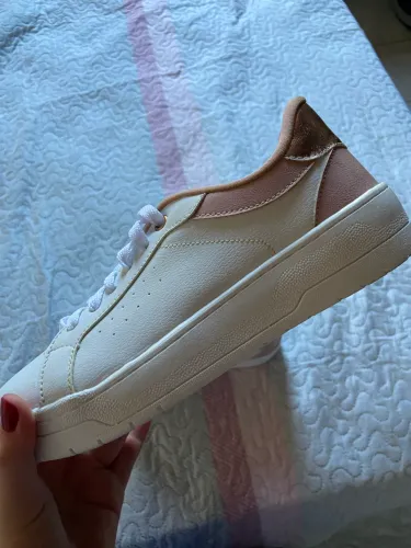 Tênis feminino tamanho 35 vendo