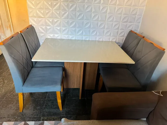 Mesa cristal de jantar 4 cadeiras 