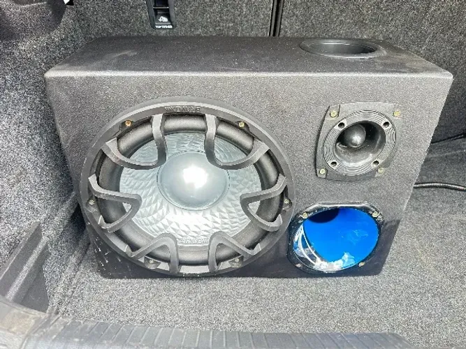 Caixa de som dutada + sub 500w  e módulo 